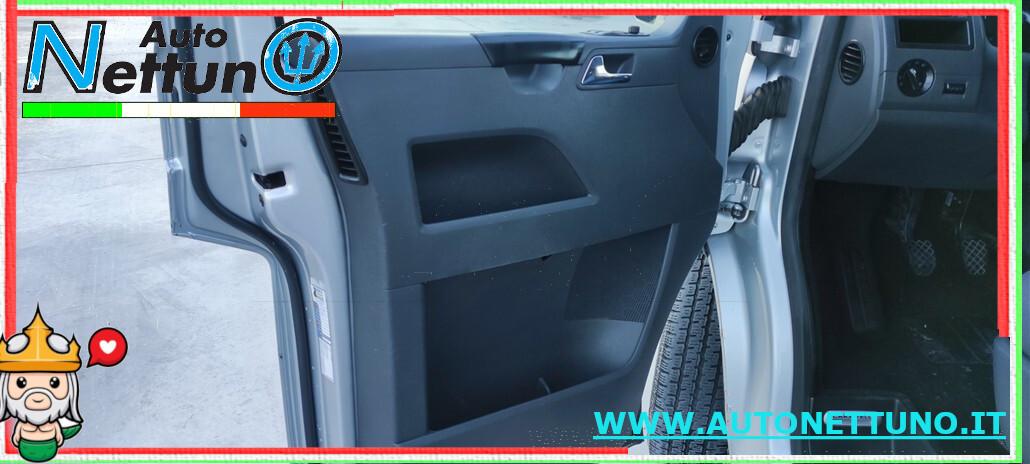 Volkswagen Transporter 2.5 TDI/174CV 9 Posti Passo Lungo con gangio Traino