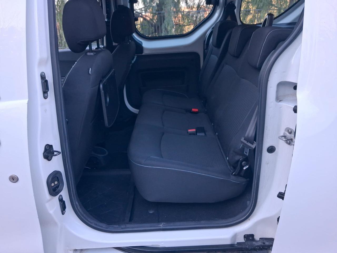 Dacia Dokker Pianale ribassato con rampa disabili in carrozzina