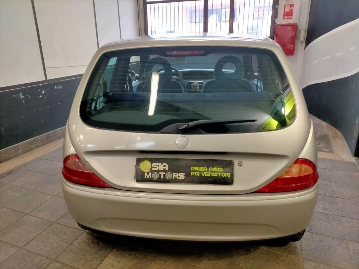 Lancia Y 1.2 NEO PATENTATI