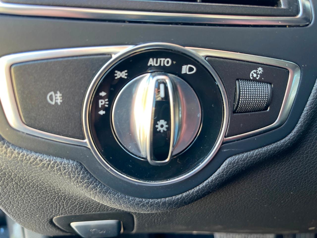 MERCEDES Classe C (W/S205) C 220 d S.W. Auto ...