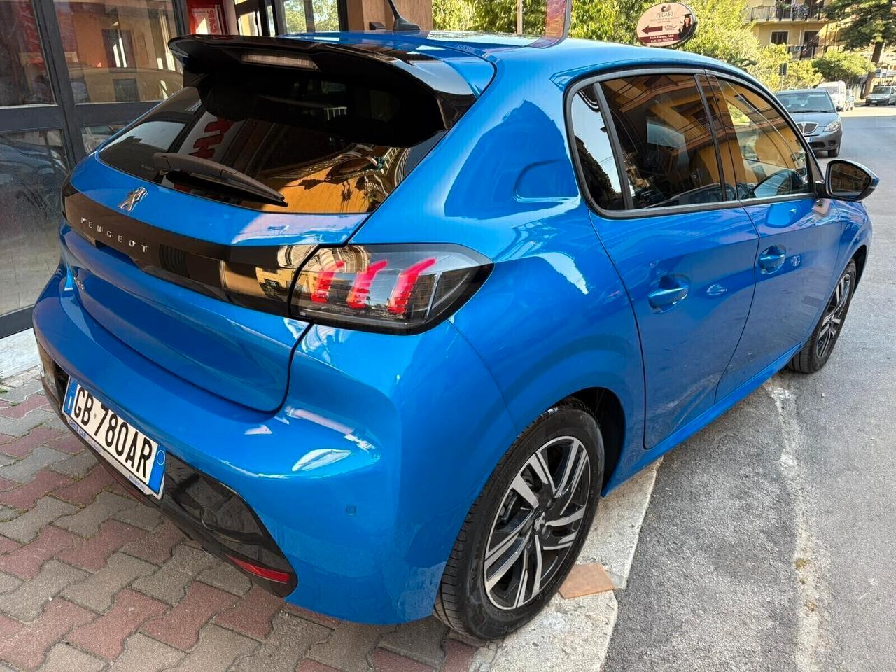 Peugeot 208 PureTech 100 Stop&Start EAT8 5 porte Allure