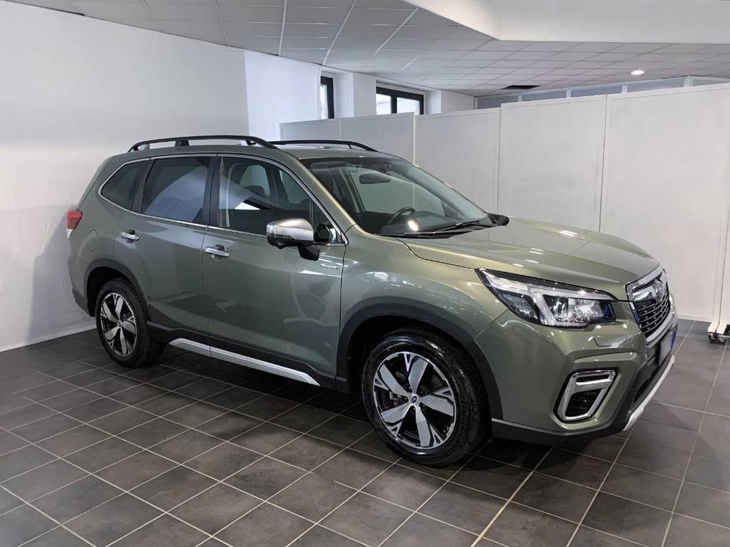 Subaru Forester 2.0 e-BOXER Premium AWD CVT Lineartronic