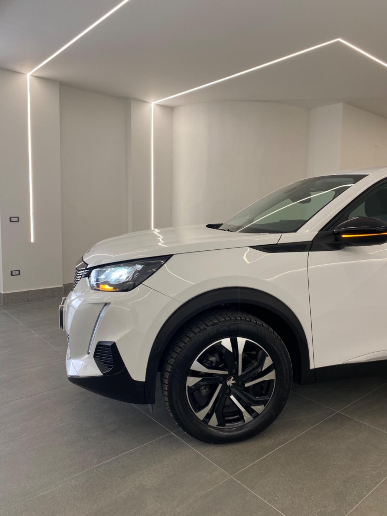Peugeot 2008 BlueHDi 130 S&S EAT8 Allure