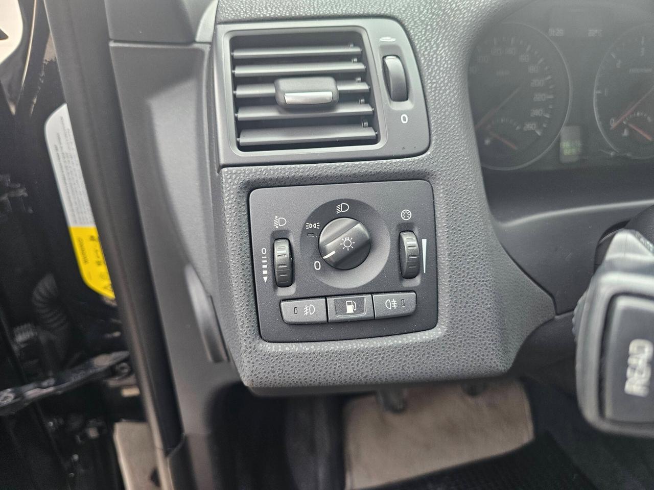 VOLVO V50 SW 2.0D 136CV MOMENTUM FULL