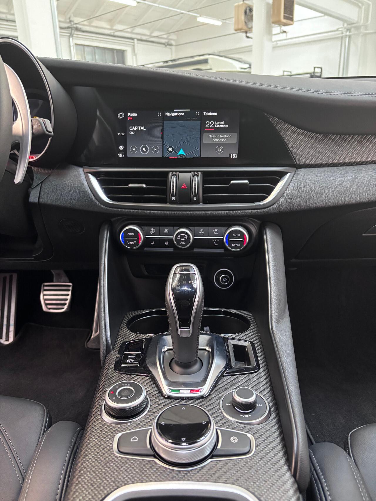 Alfa Romeo Giulia 2.9 V6 Bi-Turbo AT8 Quadrifoglio