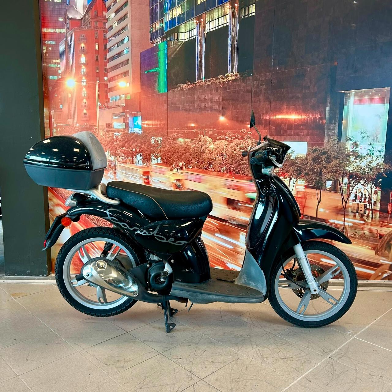 Aprilia Scarabeo