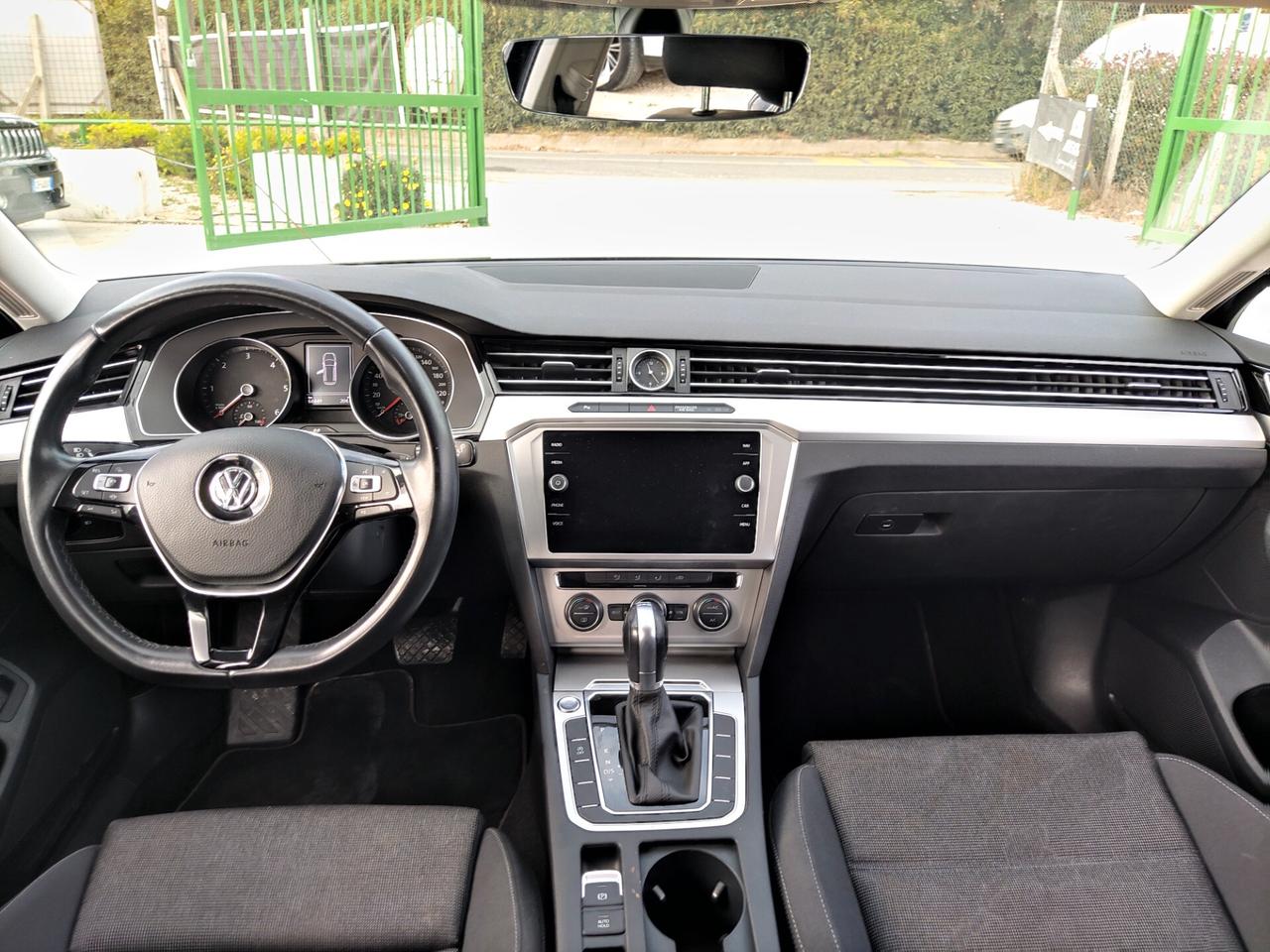 Volkswagen Passat 2.0 TDI DSG Business BlueMotion Technology