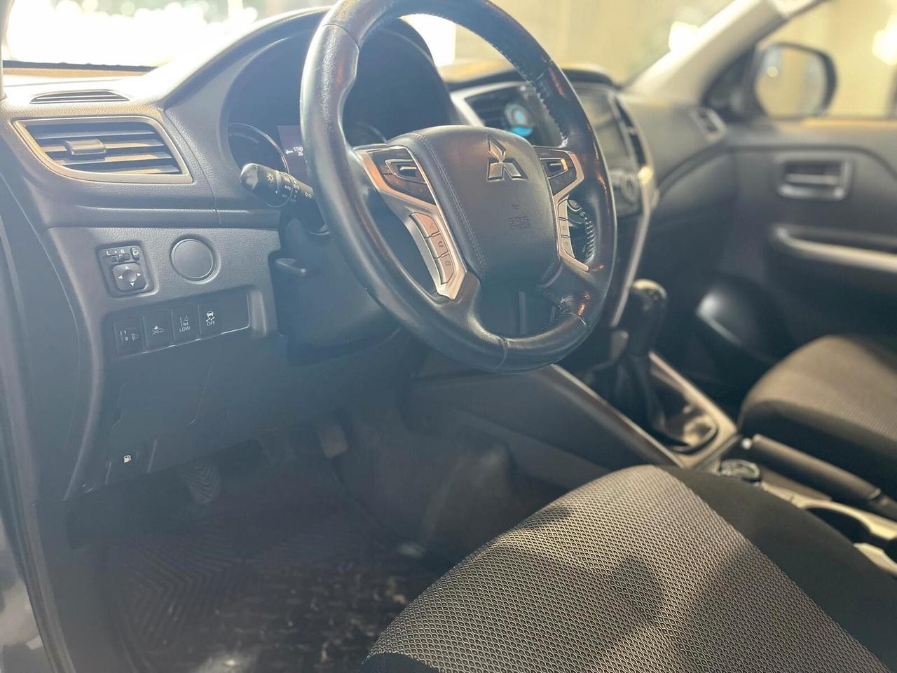 MITSUBISHI L200 2.3 D Double Cab 4x4 *2021* *UNICOPRO* *FULL*