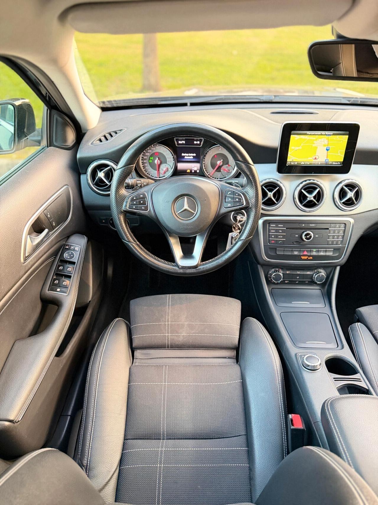 Mercedes-benz GLA 200 d Automatic NEOPATENTATI