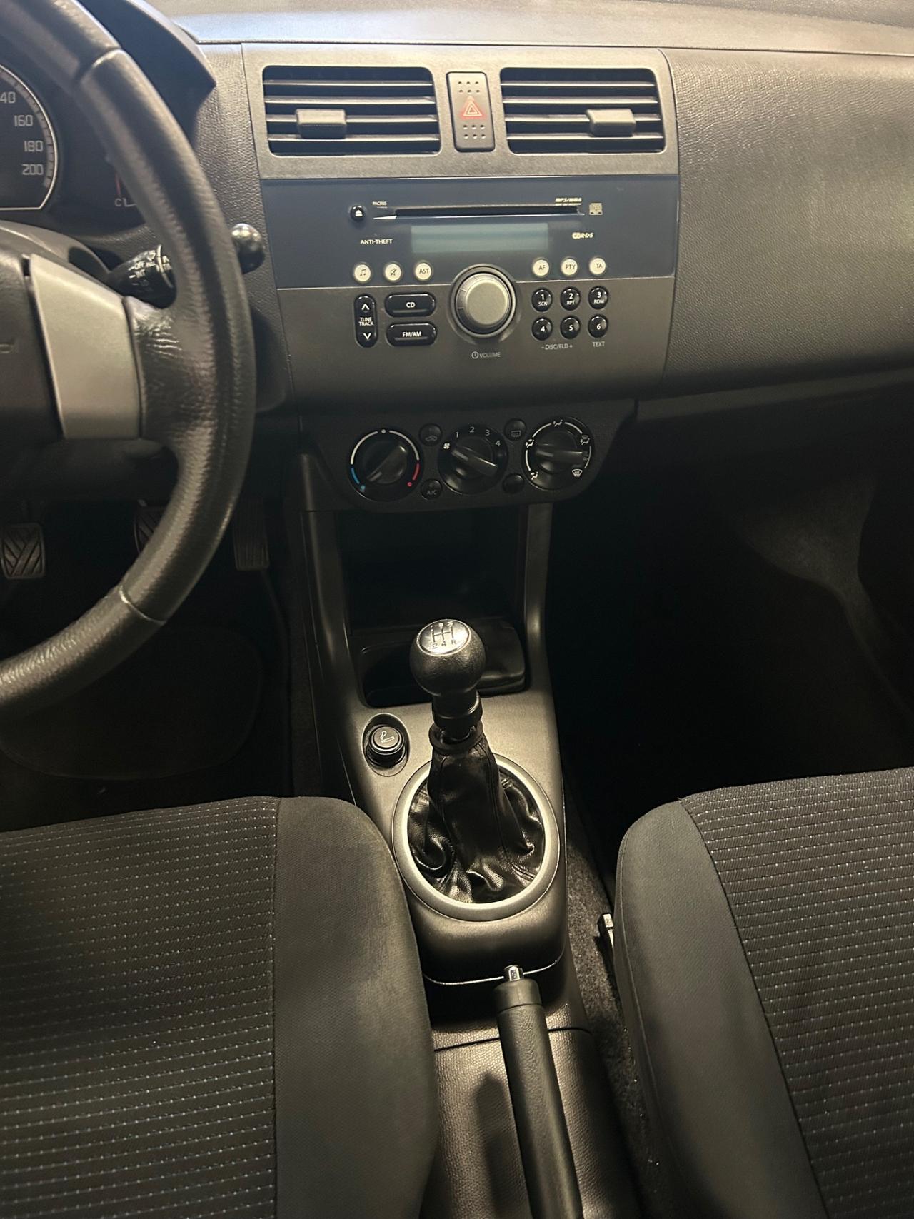 Suzuki Swift 1.2 VVT 3 porte GL Style