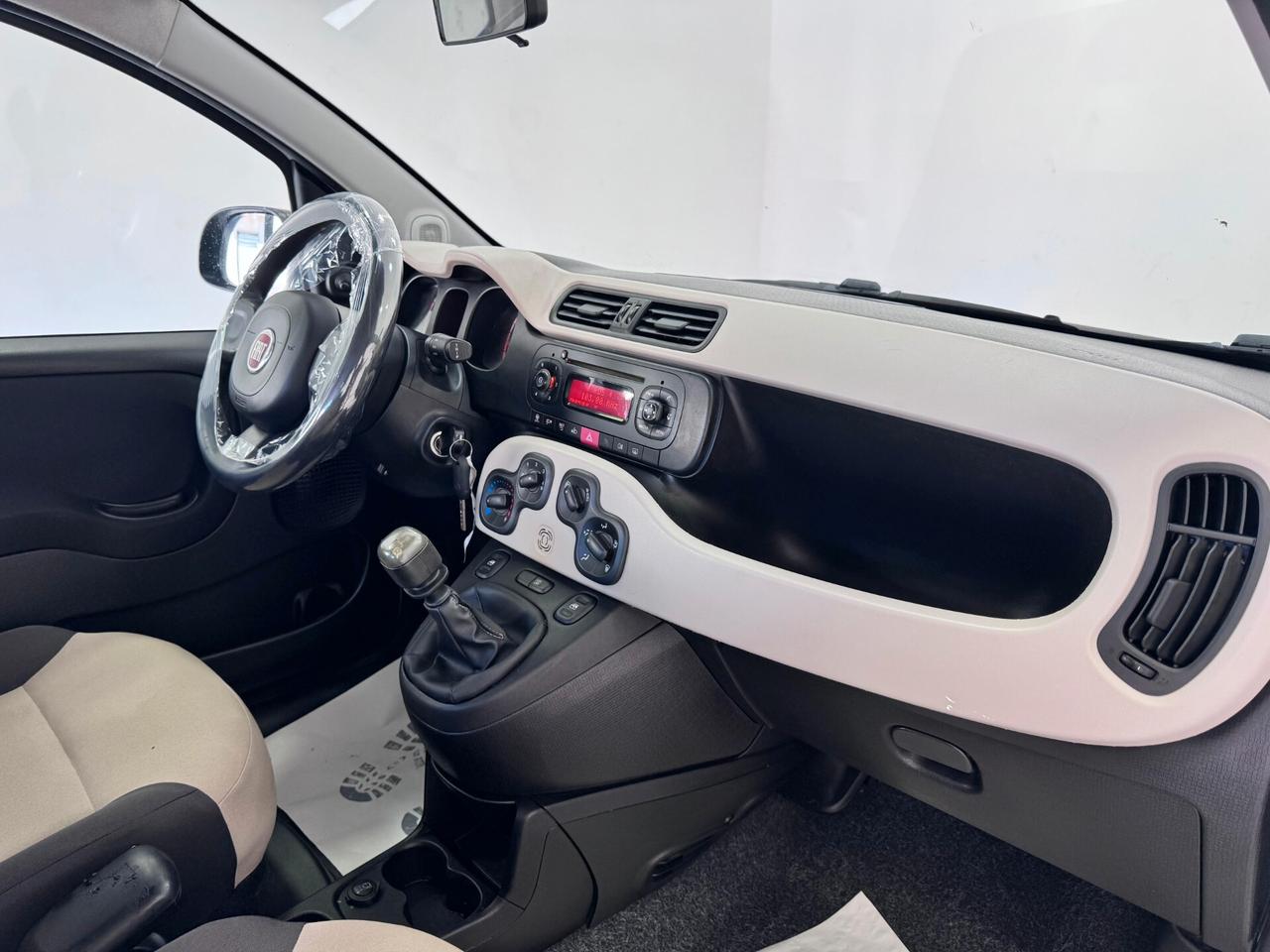 Fiat Panda 1.2 Lounge-GARANTITA-CITY CAR