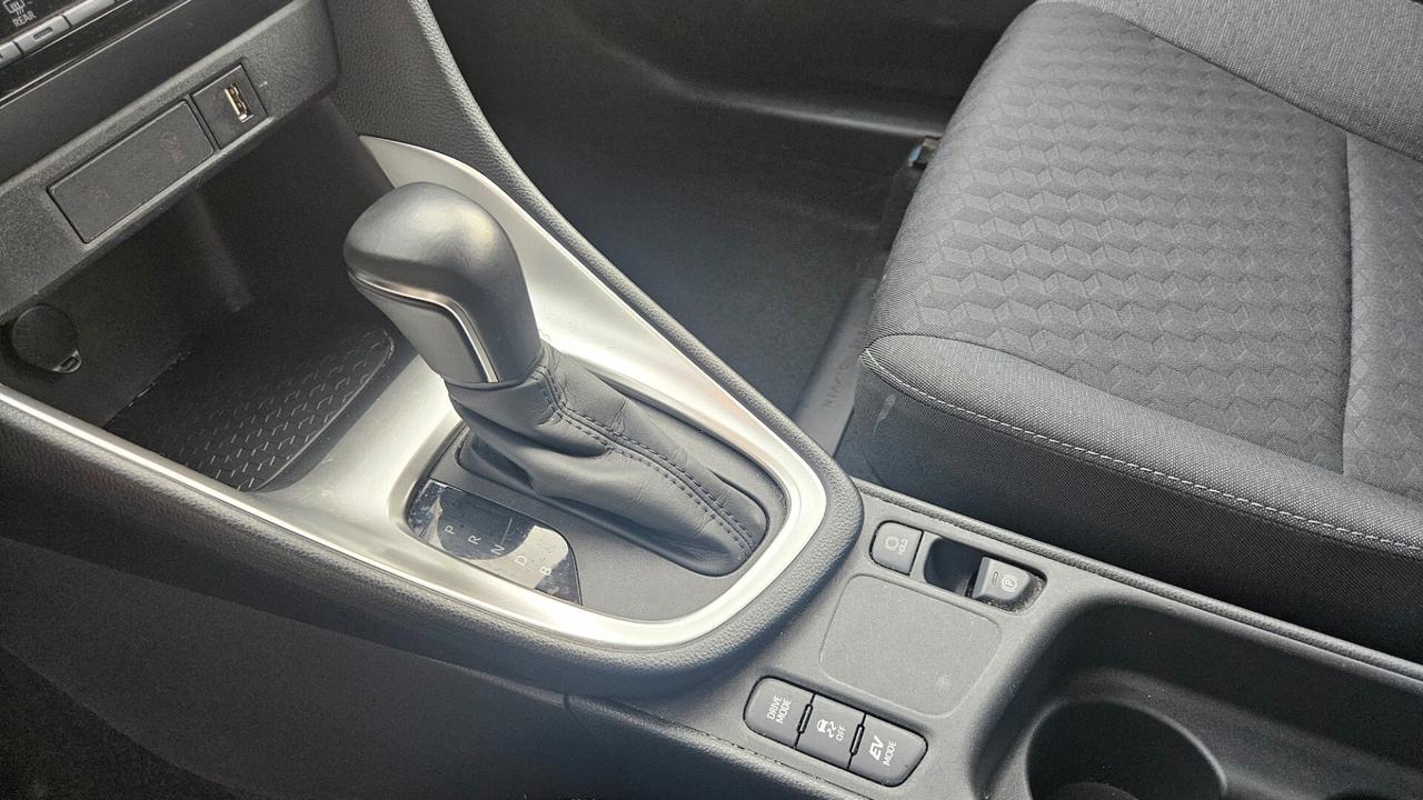 Toyota Yaris 1.5 HYBRID 5P Active CAMERA-CRUISE ADATT-CARPLAY