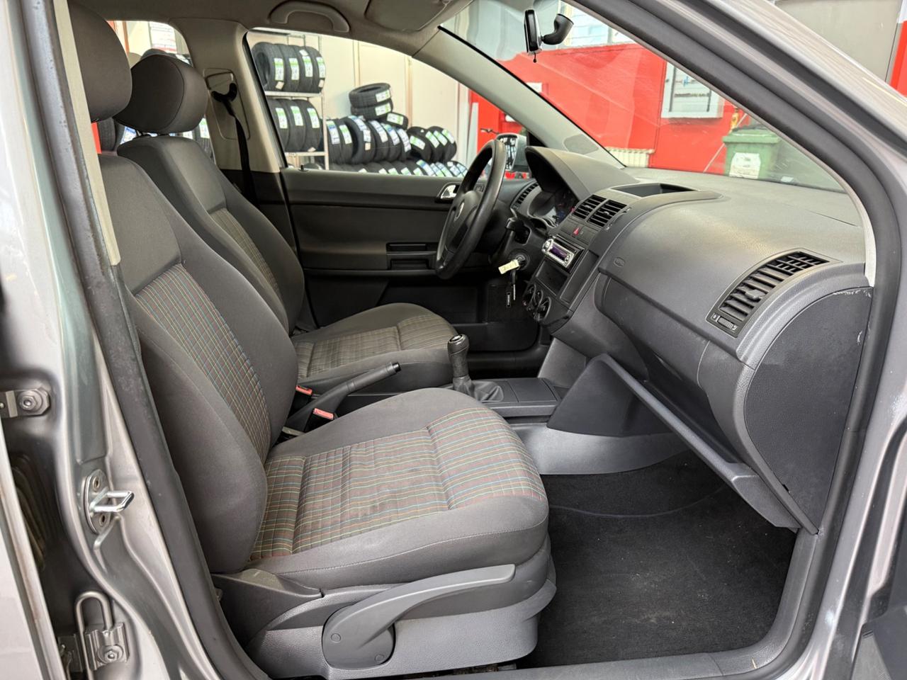 Volkswagen Polo 1.2 5p. Trendline