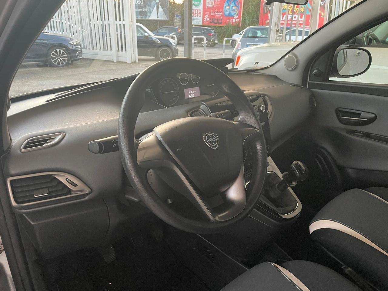 Lancia Ypsilon 1.2 69 CV 5 porte GPL Ecochic Gold