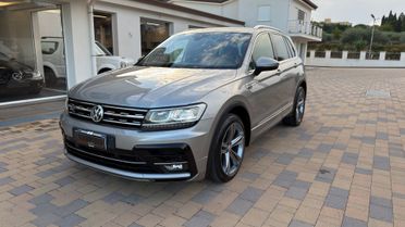 Volkswagen Tiguan R-LINE 2.0 TDI DSG