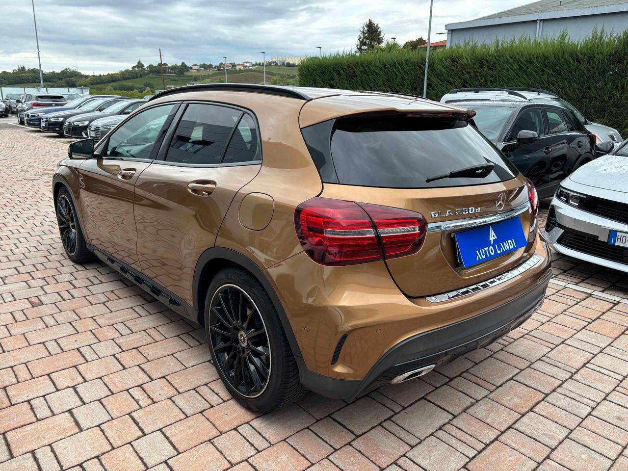 Mercedes-benz GLA 200