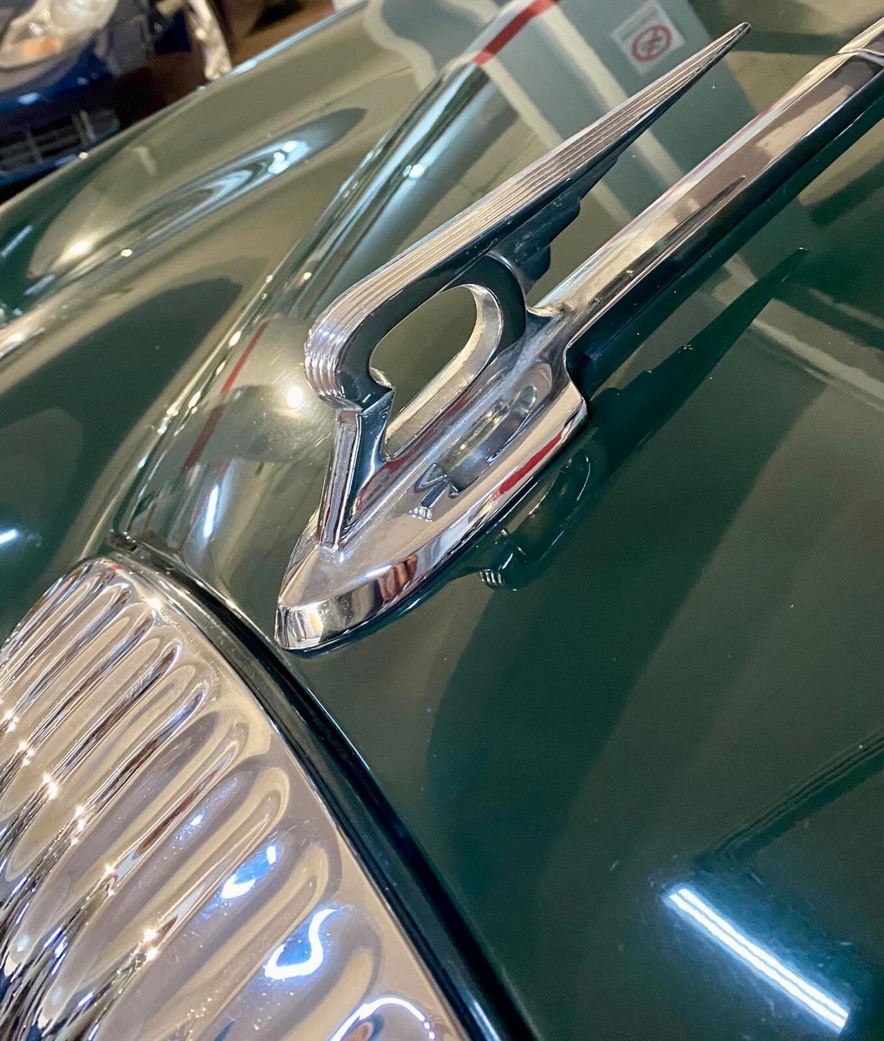 Daimler 250-V8 (Automatic)