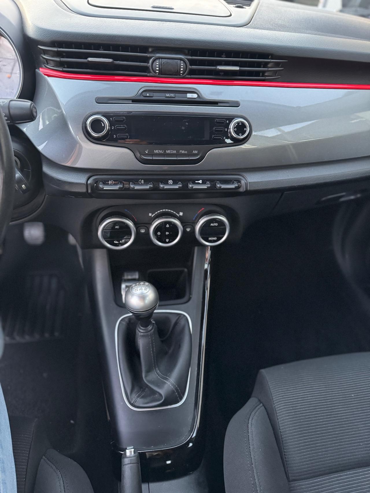 Alfa Romeo Giulietta 2.0 JTDm-2 150 CV Distinctive