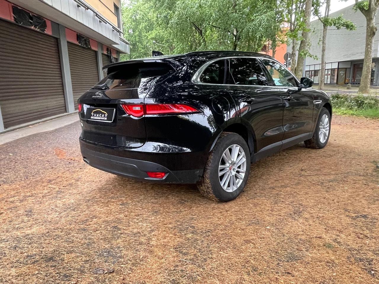 Jaguar F-Pace Prestige 2.0 Turbo