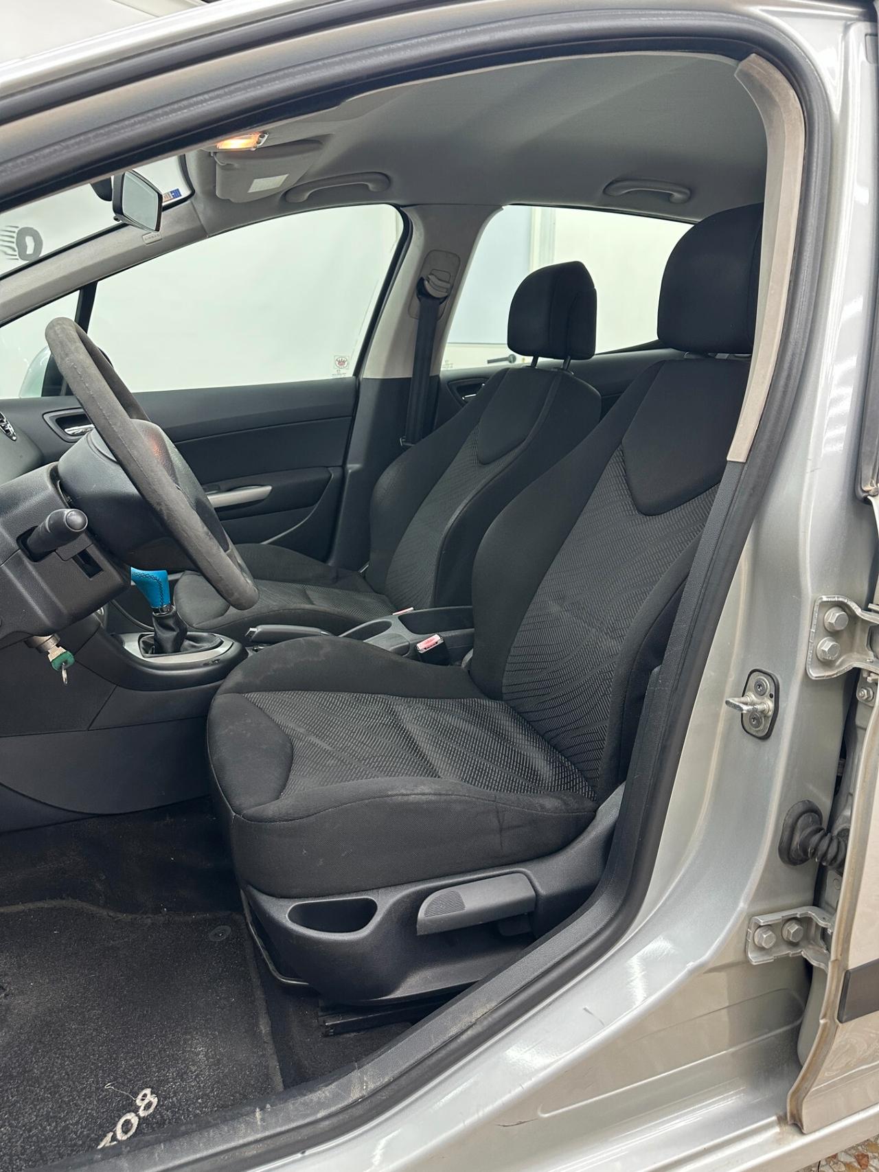 Peugeot 308 1.6 HDi 90CV 5p. Premium