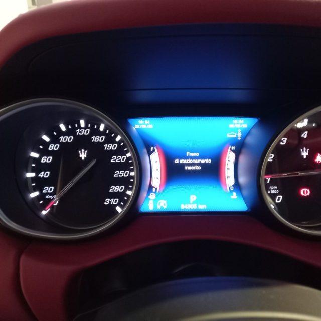 MASERATI Levante V6 AWD Gransport