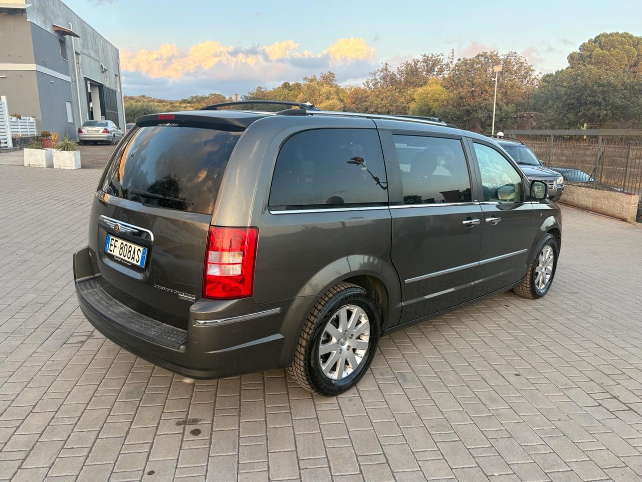 Chrysler Voyager Grand 2.8 CRD DPF Limited