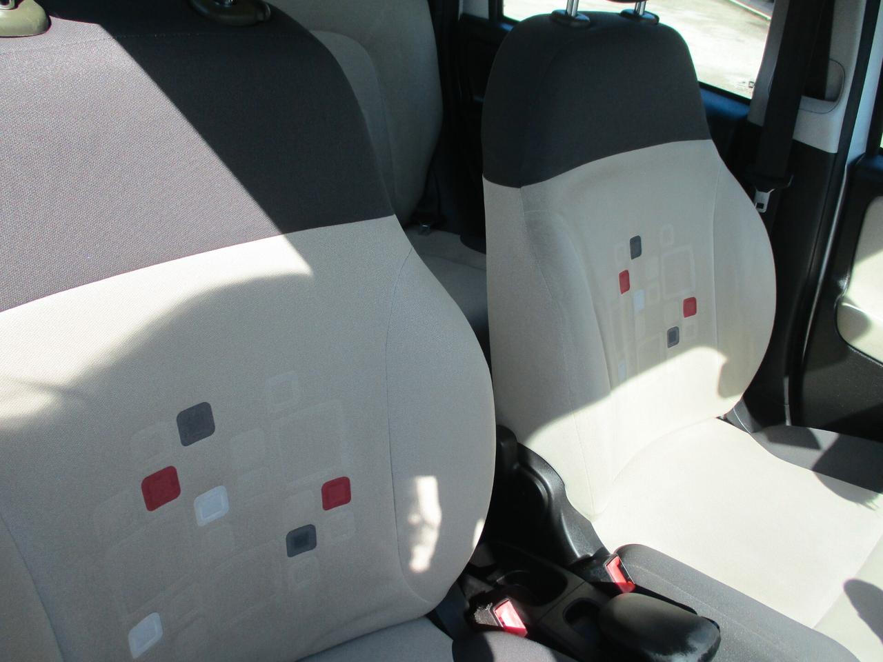 Fiat Panda 1.2 LOUNGE 69CV E6 +600.00 GPL NUOVO