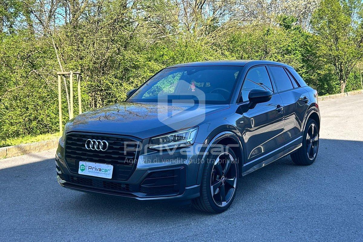 AUDI Q2 35 TFSI S tronic Identity Black