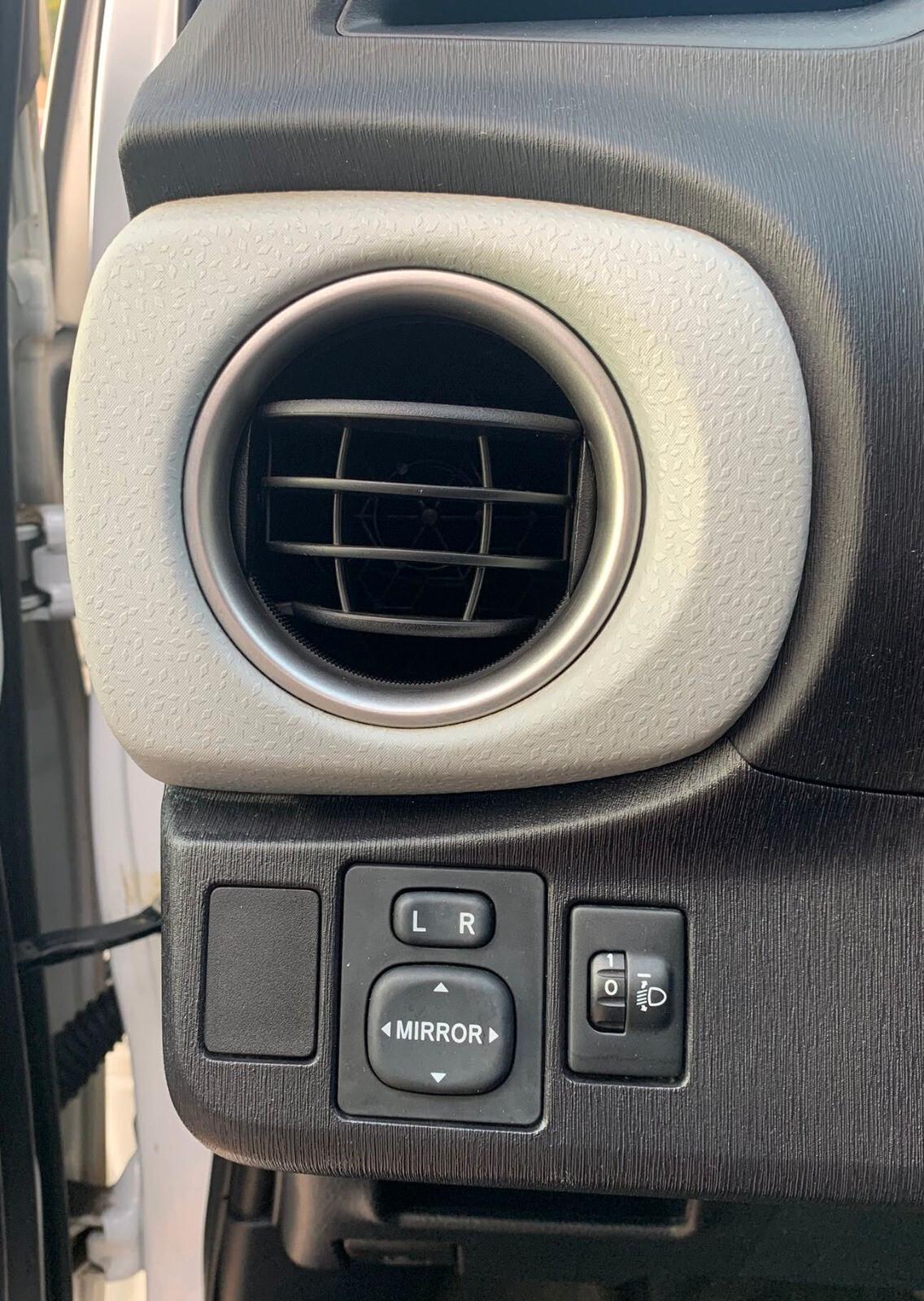 Toyota Yaris 1.5 Hybrid 5 porte Lounge