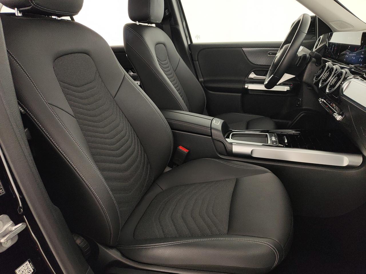 Mercedes-Benz GLB 180 d Progressive Advanced auto