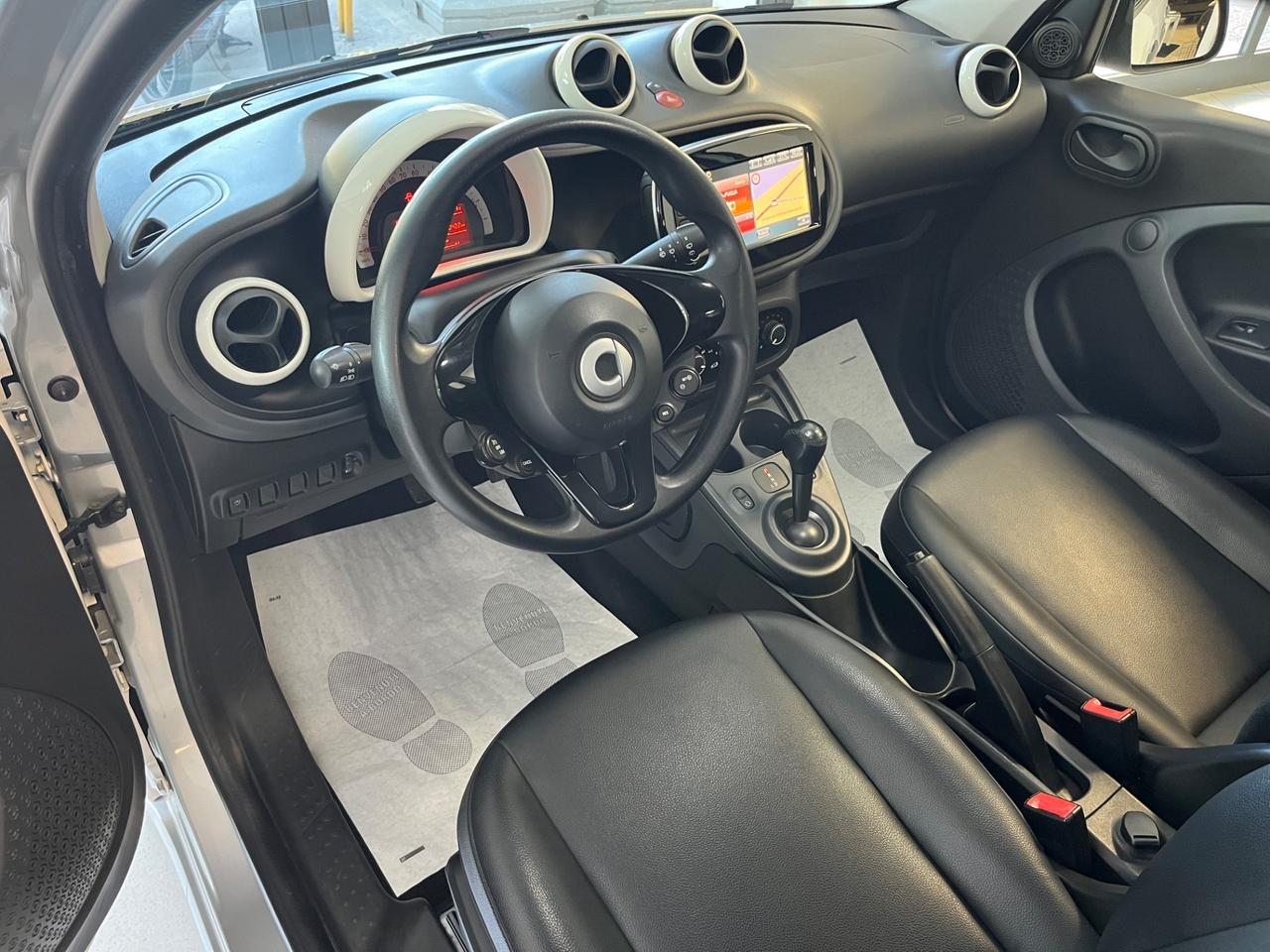Smart ForFour 70 1.0 Prime pelle/navigatore/led!!