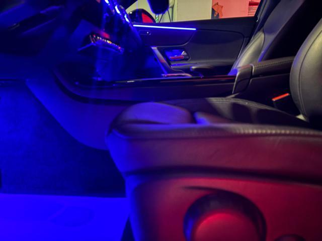 MERCEDES-BENZ A 220 d Automatic Premium Sedan TETTO-PACK NIGHT