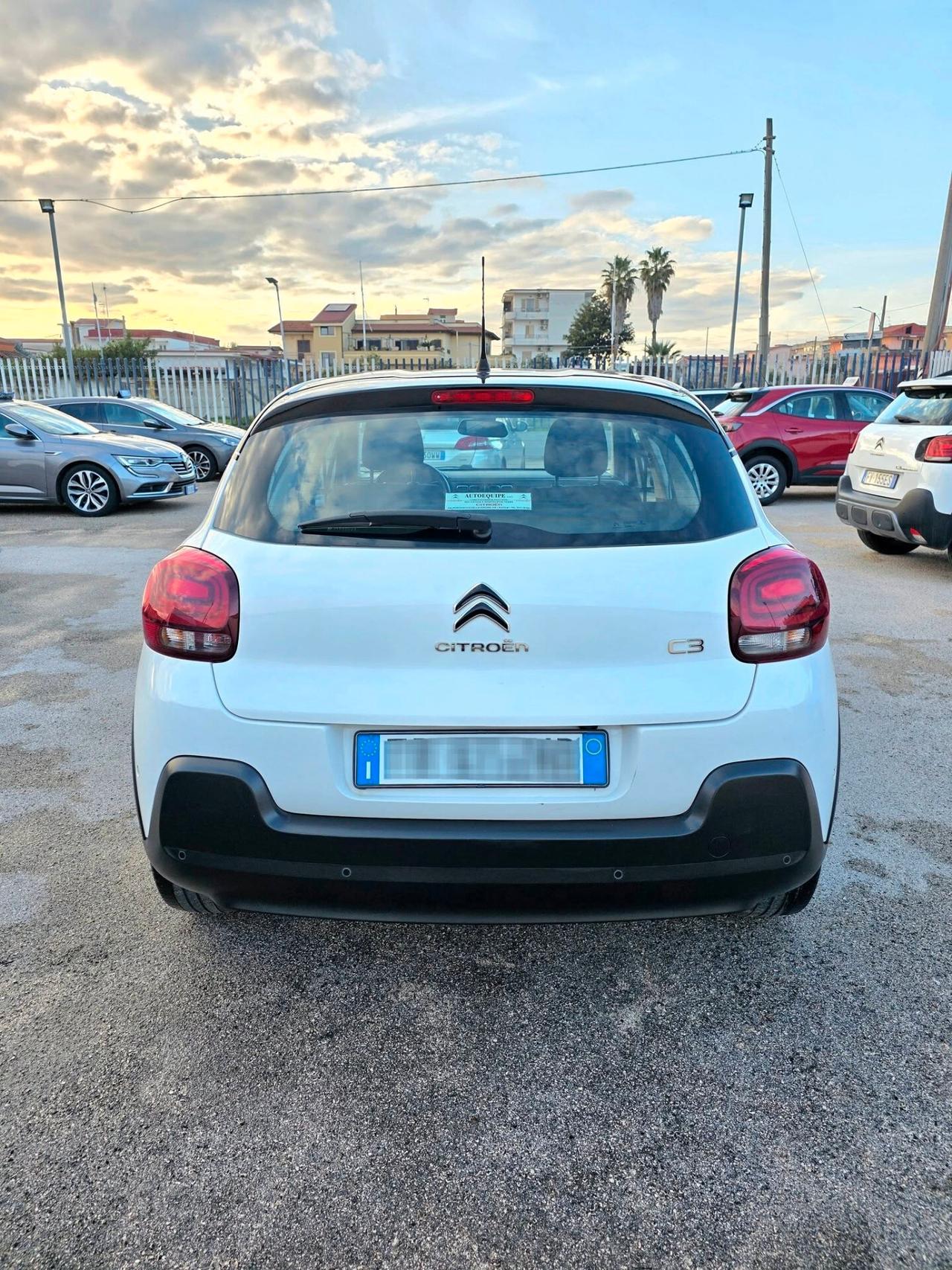 Citroen C3 1.6 BlueHDi 75cv S&S Shine con 73.000 Chilometri