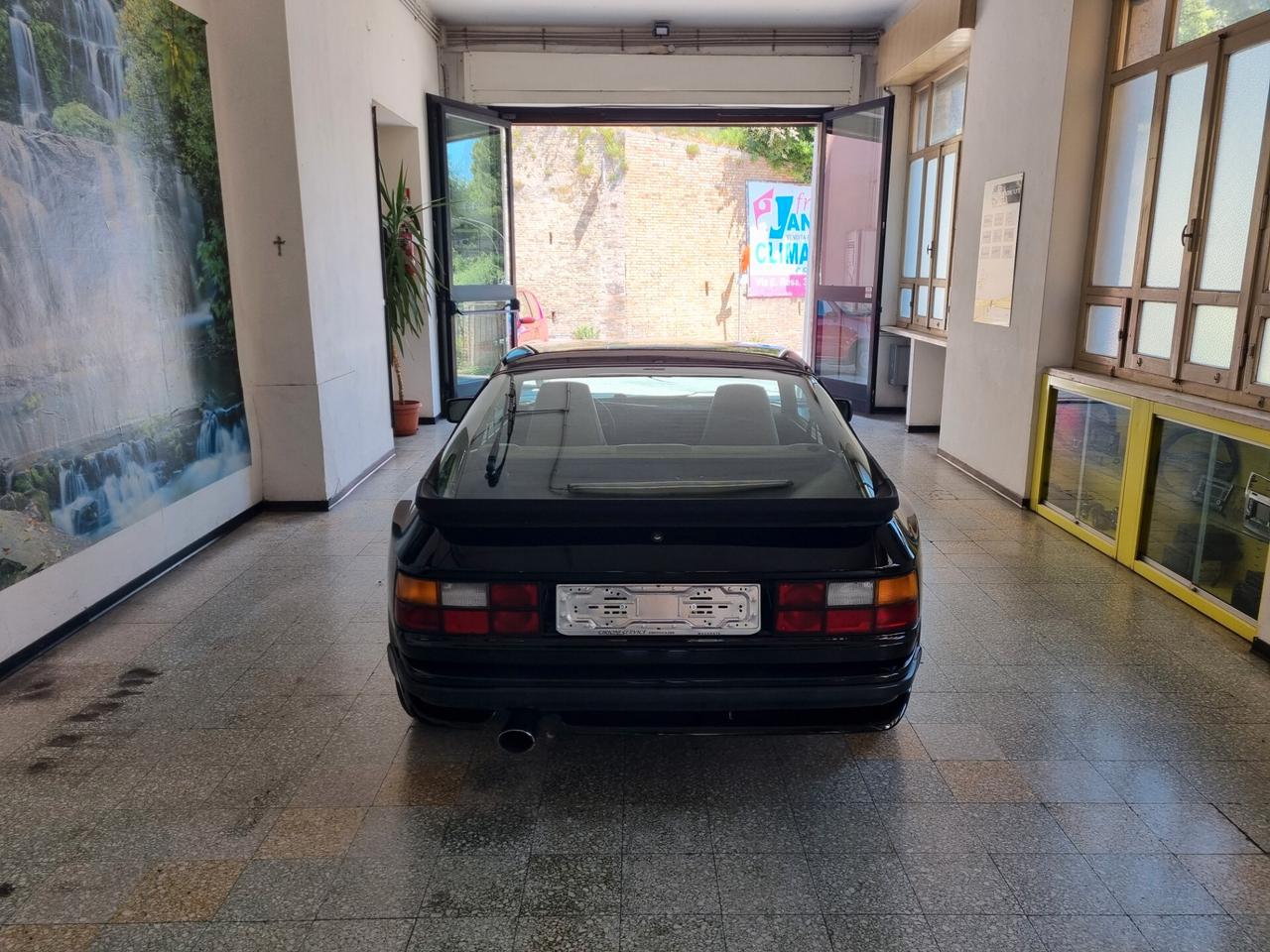Porsche 944 allestimento S2, clima, sedili elettrici
