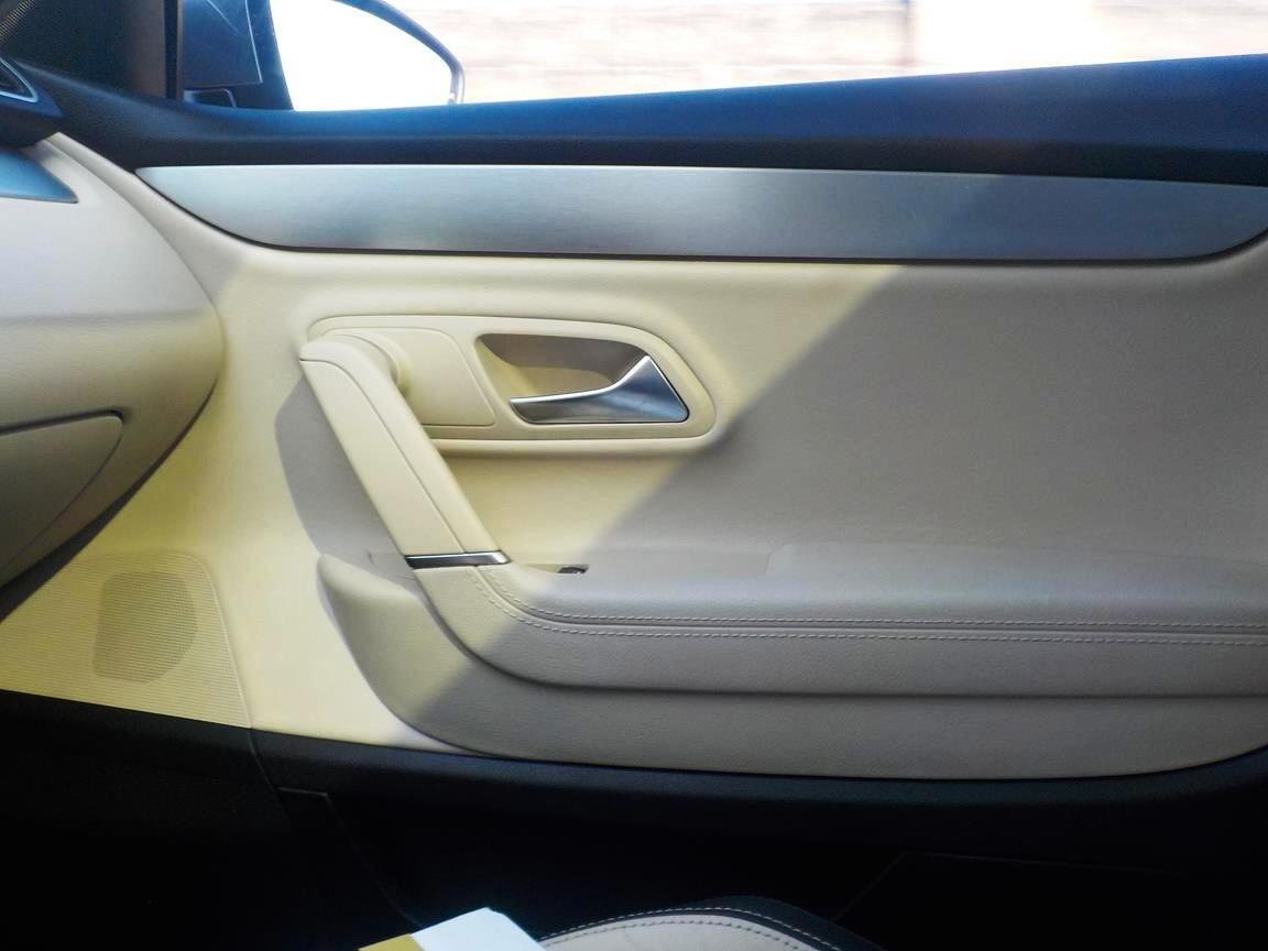 Volkswagen Passat CC 2.0 TDI DPF BlueMotion Tech.