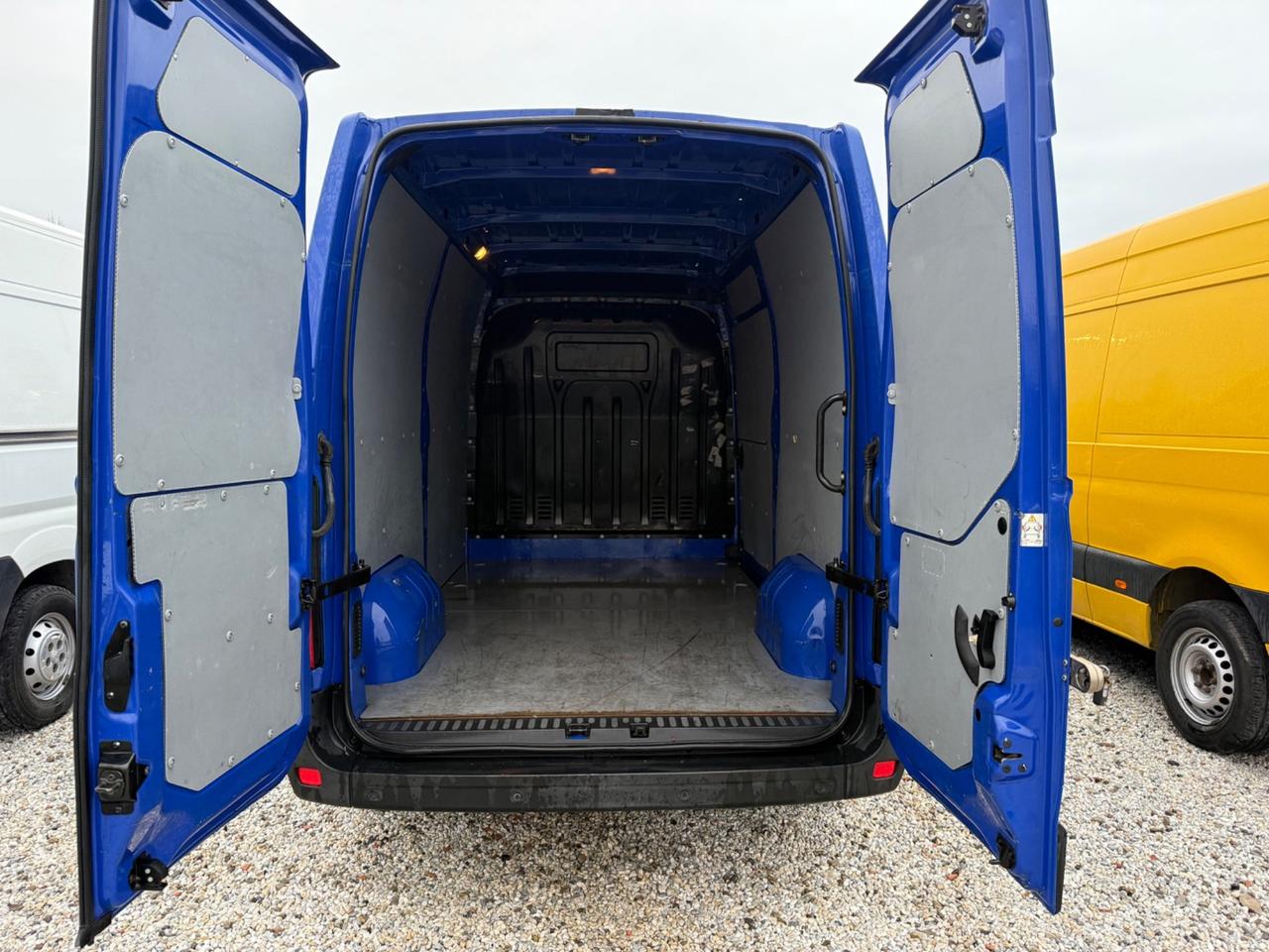 Renault Master T35 2.3 dCi 130CV Iva Compresa