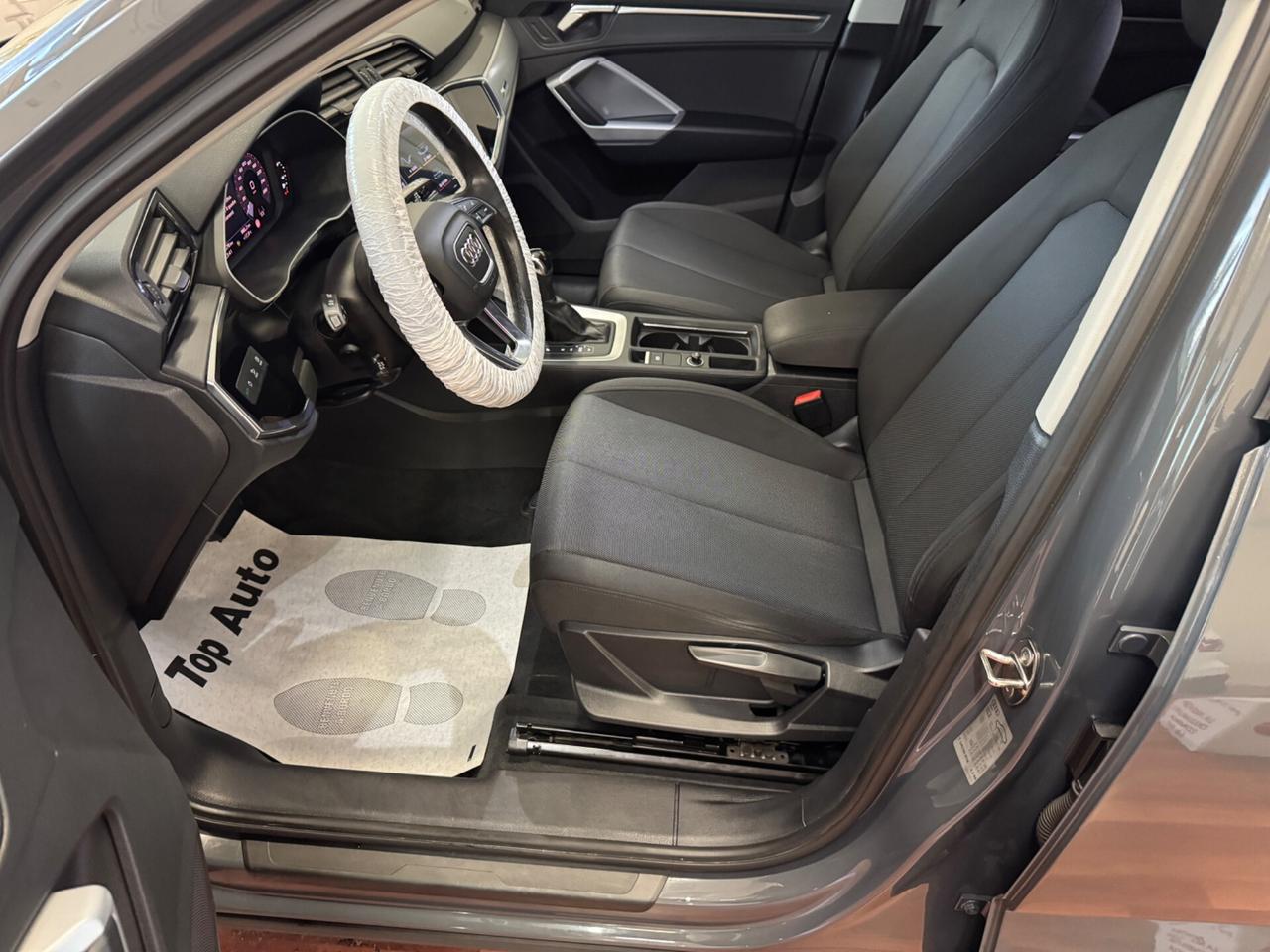 AUDI Q3 SPB 35 TDI S TRONIC IDENTITY BLACK - MY21