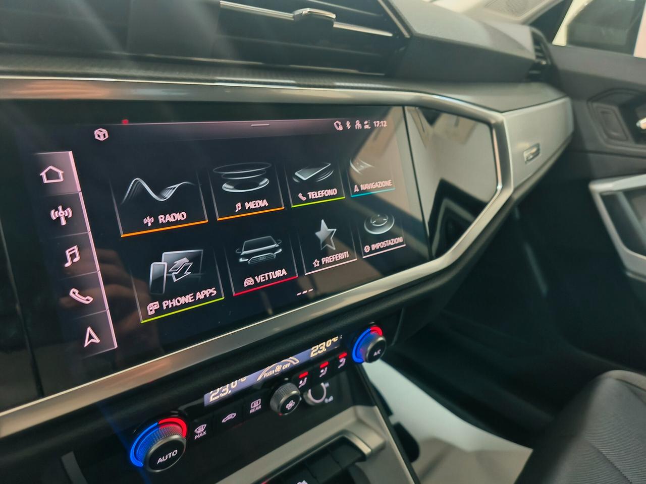 Audi Q3 35 TDI S tronic Business