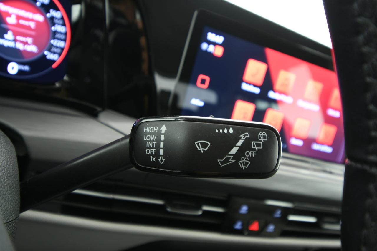 VOLKSWAGEN Golf 1.4 tsi ehybrid Style 204cv dsg CAMERA+APP CONNECT+ACC