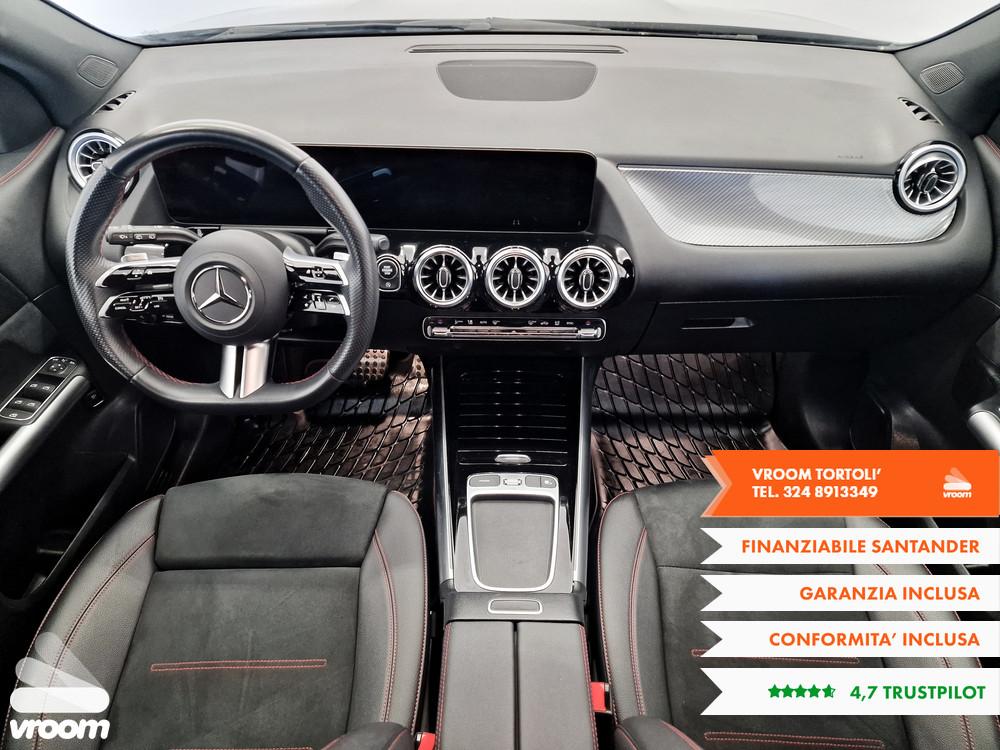 MERCEDES GLA (H247) GLA 200 d Automati...