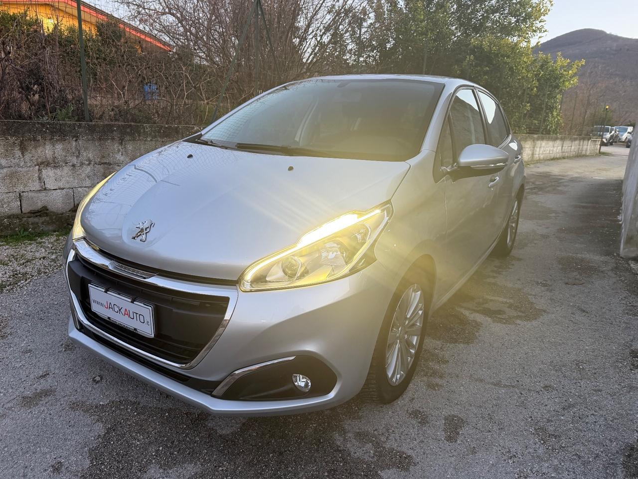 Peugeot 208 BlueHDi 75 5 porte Allure