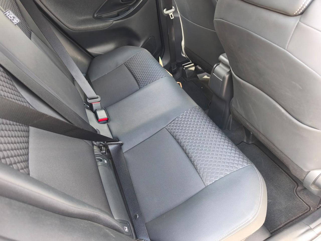 Toyota Yaris 1.5 Hybrid 5 porte Trend
