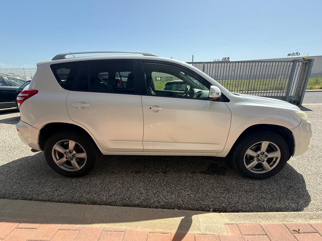 Toyota RAV 4 RAV4 2.2 D-4D 150 CV Lounge my12"