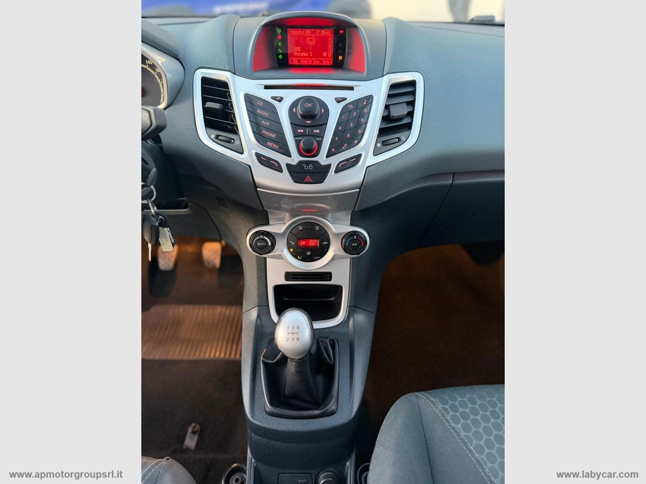 FORD Fiesta 1.4 TDCi 68 CV 5p. Titanium