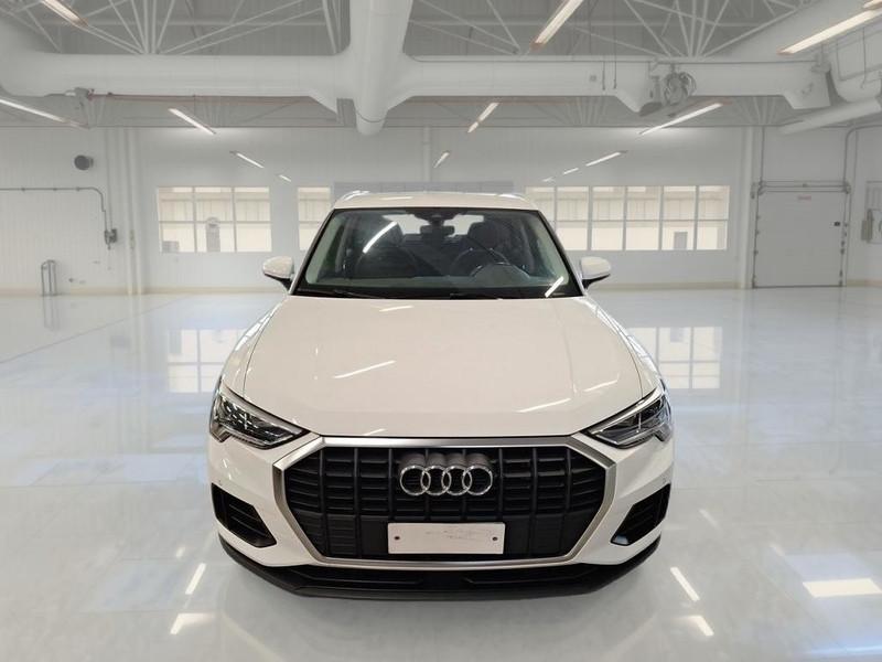 AUDI Q3 45 TFSI e S tronic Business