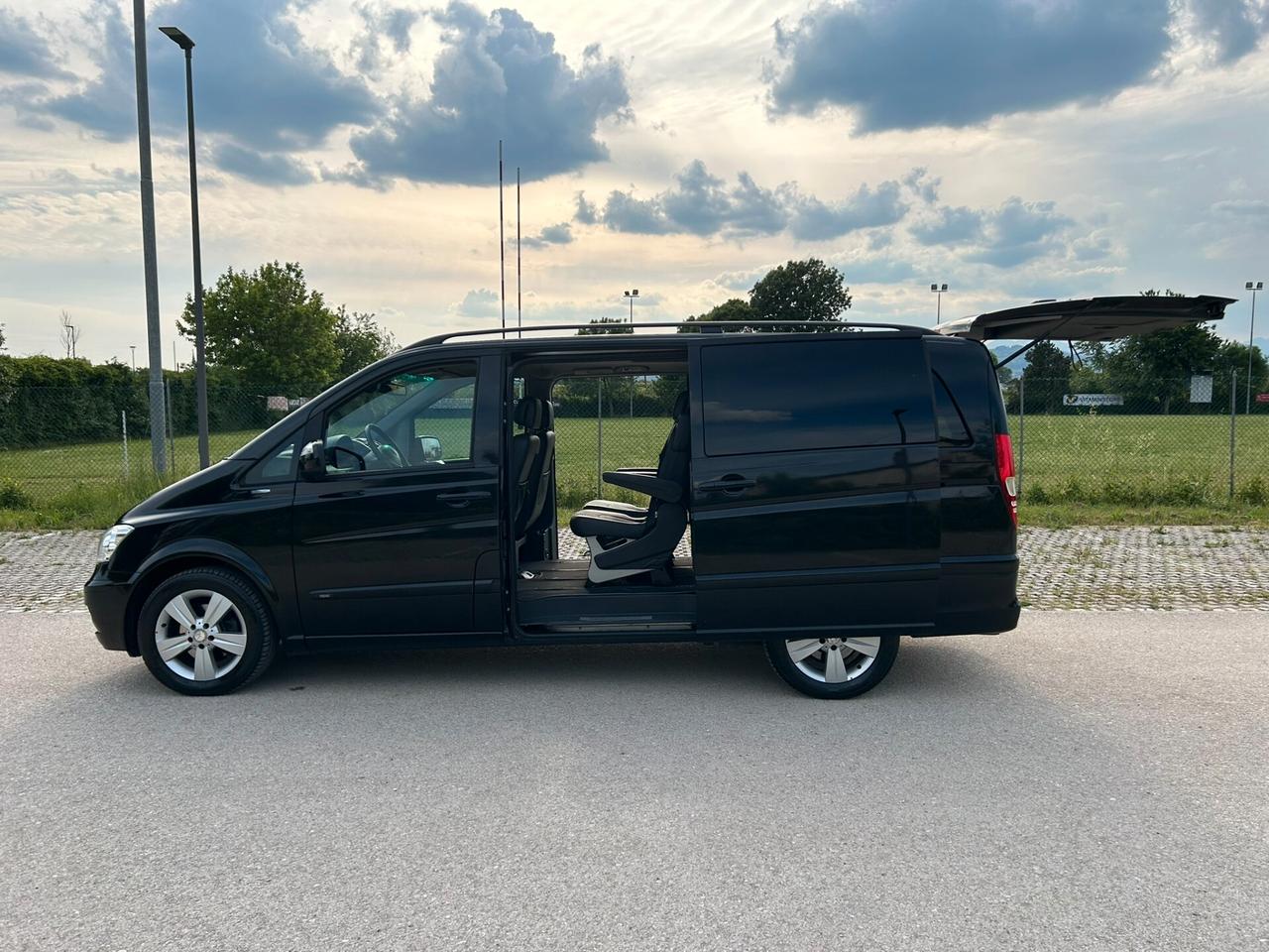 MERCEDES BENZ VIANO 3.0 CDI V6 224CV - PER EXPORT