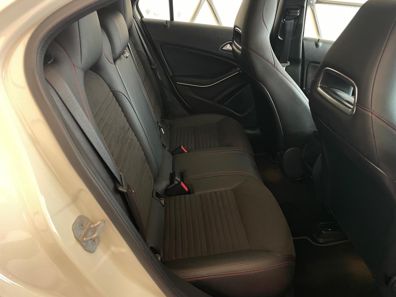 Mercedes-benz A 220 d Automatic 4Matic Premium