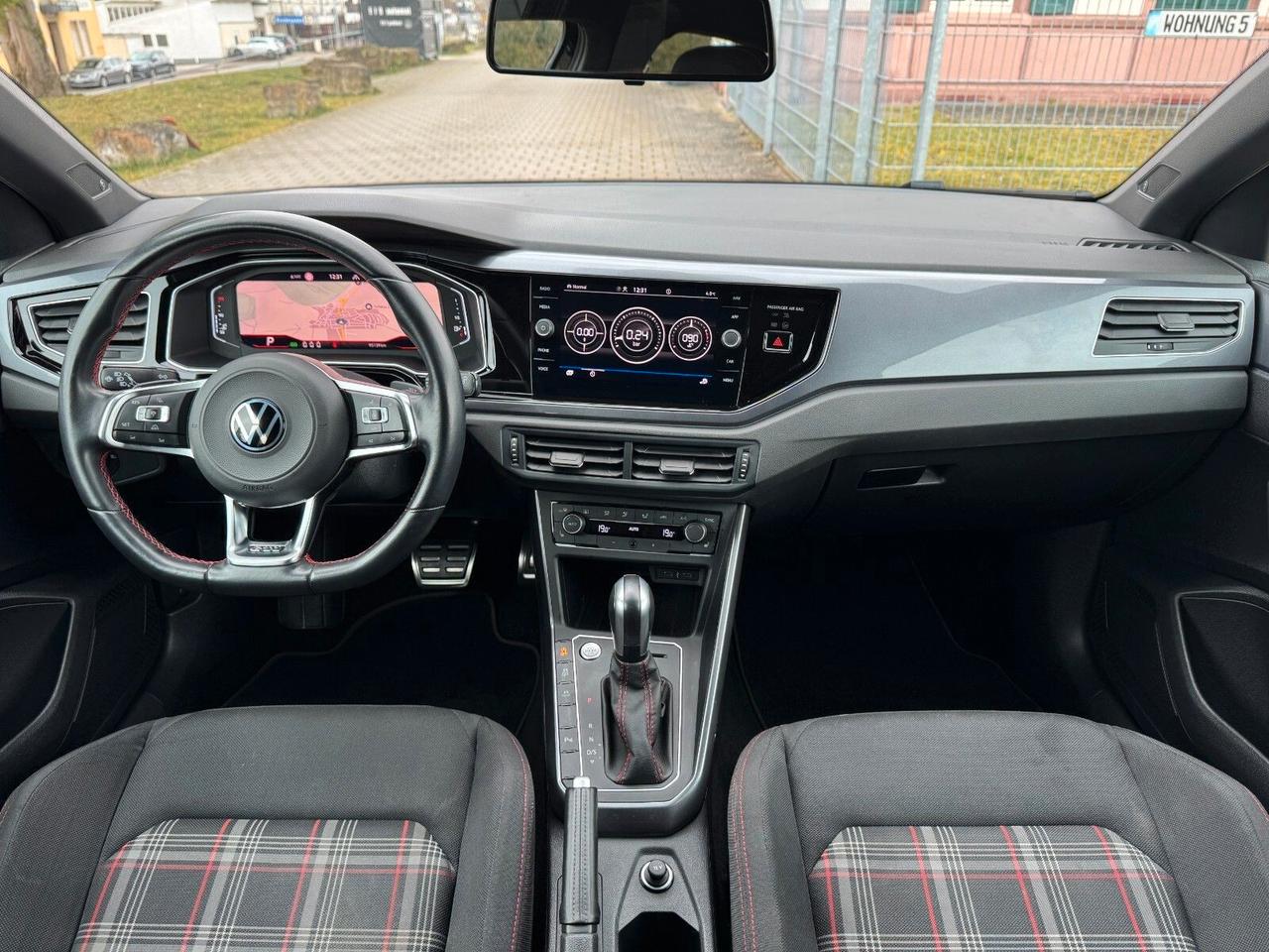 Volkswagen Polo 2.0 TSI DSG GTI