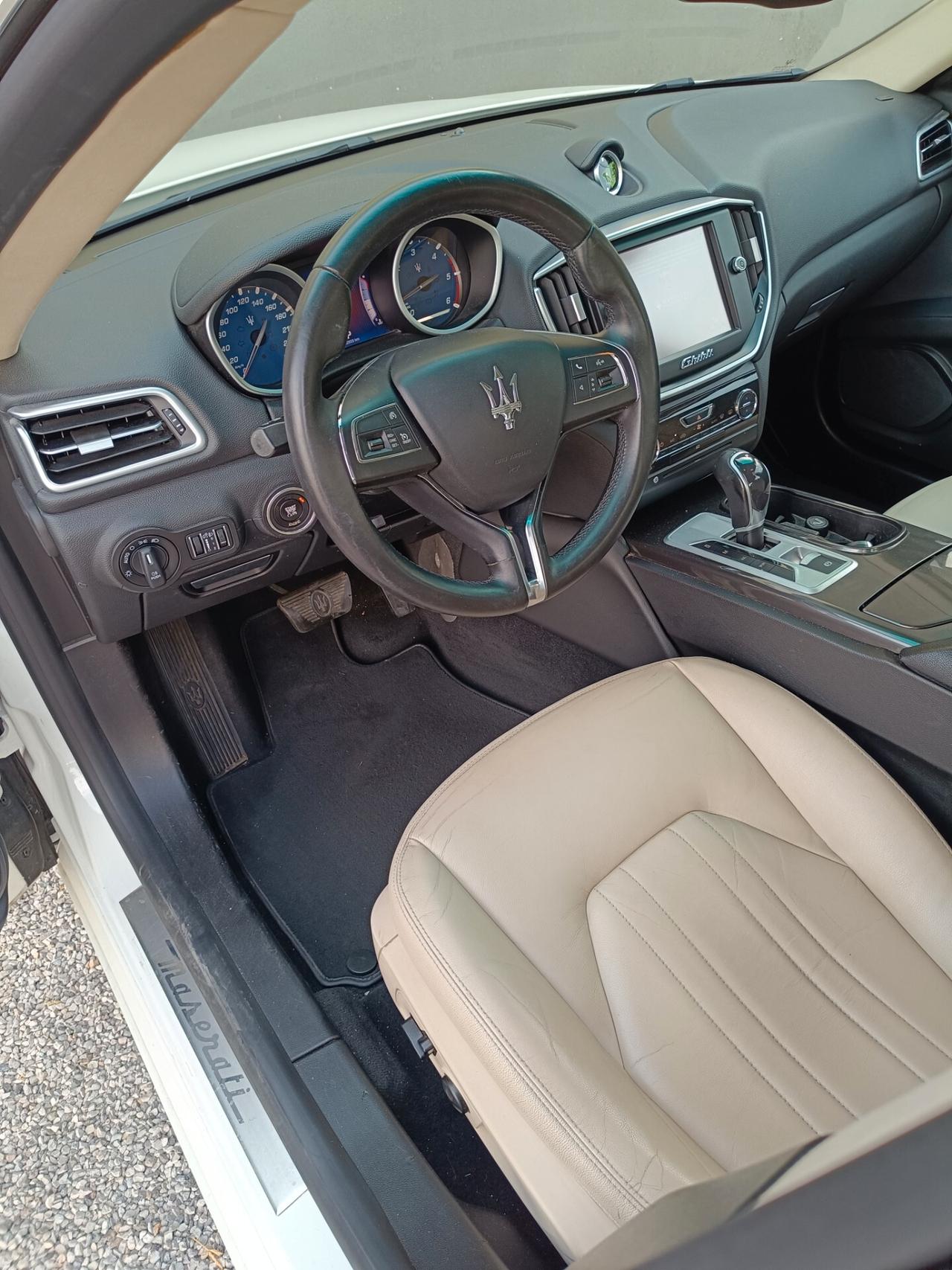 Maserati Ghibli V6 Diesel 250cv
