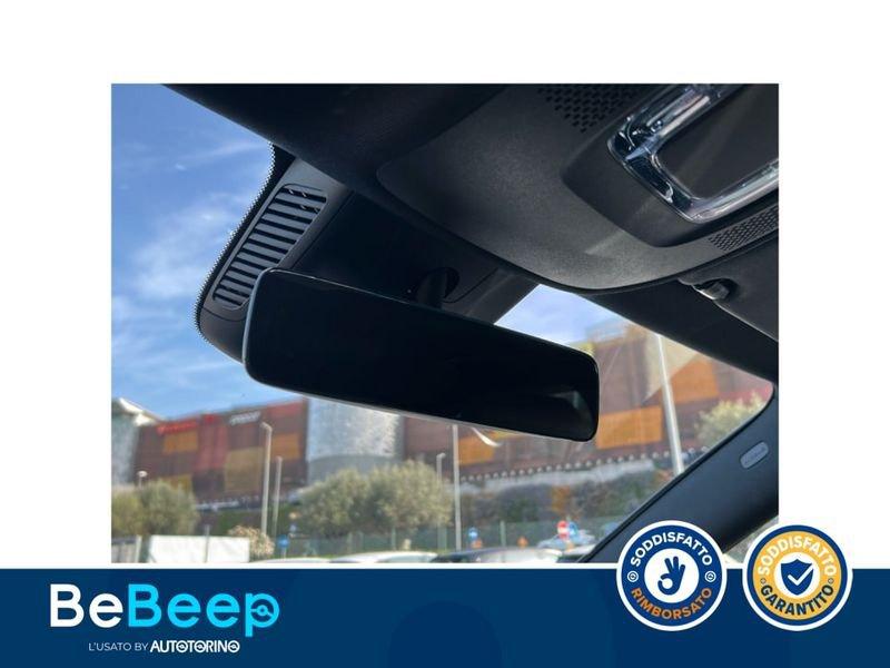 Mercedes-Benz GLA 200 D PREMIUM 4MATIC AUTO